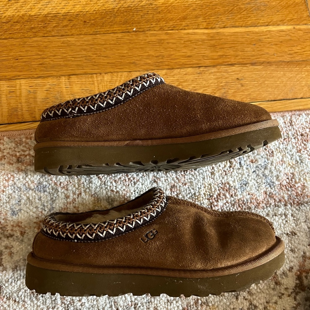 Ugg slipper